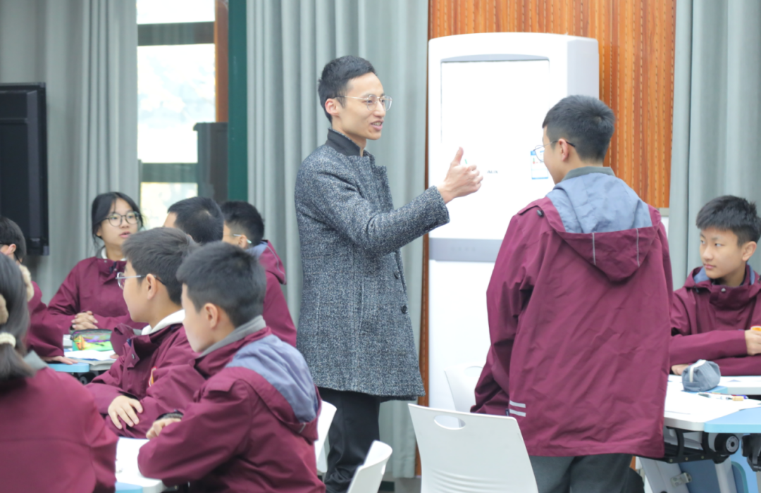 共话教育情 同绘桃李梦——资阳天立学校到我校开展“同课异构”学术交流