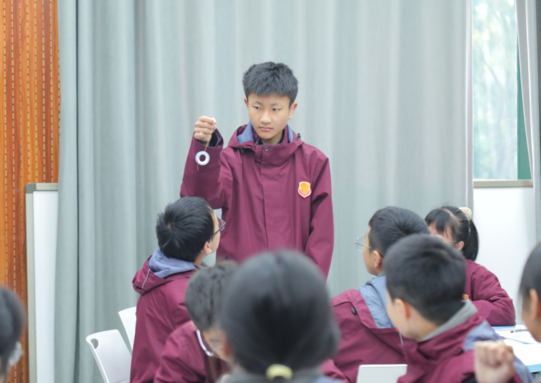 共话教育情 同绘桃李梦——资阳天立学校到我校开展“同课异构”学术交流